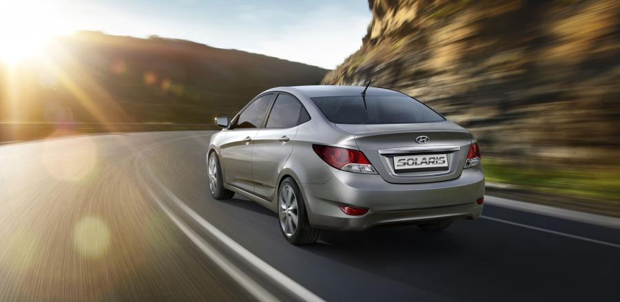  Hyundai Solaris 2011 года  (фото 9 из 45)